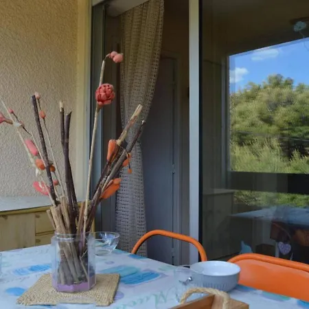 A 200m De La Plage, 2 Pieces Cabine, 6 Couchages, Loggia, Parking, Quartier Calme - Fr-1-229b-138 Narbonne