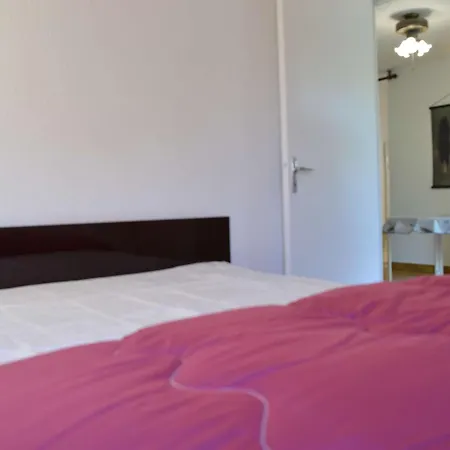 A 200m De La Plage, 2 Pieces Cabine, 6 Couchages, Loggia, Parking, Quartier Calme - Fr-1-229b-138