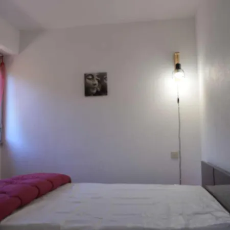 A 200m De La Plage, 2 Pieces Cabine, 6 Couchages, Loggia, Parking, Quartier Calme - Fr-1-229b-138 Apartment